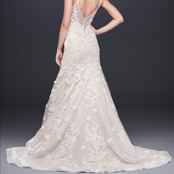 Oleg Cassini sleeveless beaded floral trumpet wedding gown with low back - Picture 8 of 17